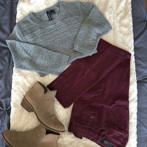 EUC- Jason Maxwell Gray Layering Sweater Size Med